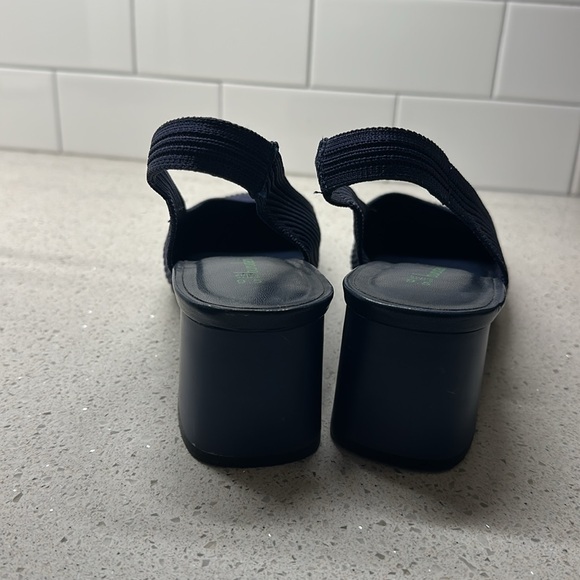 Navy Blue Ribbed Sling backs with Block Heel - Picture 4 of 9
